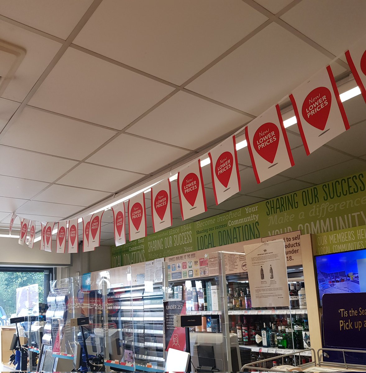 Alasdair011's tweet photo. New price cuts active now!!!! So come along to your local Coop. #Dingwall #COOP 
@DSimps0104 @ElaineS13394392 @mccarthy_1888 https://t.co/qj9J15s6oB