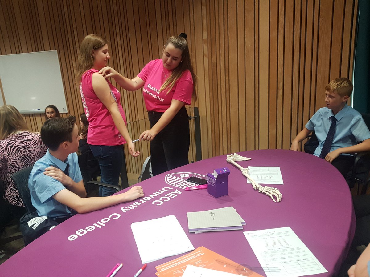 CEIAG_PHS's tweet photo. Epic morning so far. Y9 @poole_high have heard of the role of core maths in numerous careers and we are talking astronauts, physicians, formula one.. you name it. Next, logical thinking with problem solving and now chiropractic #bloodpressure #goniometer #handdynamometer https://t.co/mVdQTf7qEu