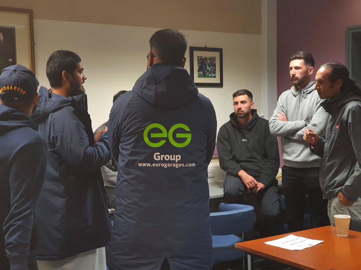 Wonderful to collaborate with @Rovers & @WatfordFC to meet with and show support for players & staff from @EuroGaragesFC following a diffcult few weeks for the local team after some players were subjected to appaling treatment during a league game ⚽️

👏@yasirsufi ✊ @EseaHornets