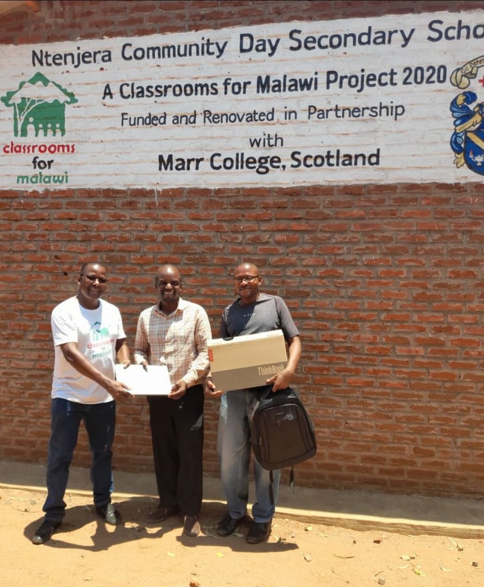 marrmalawi's tweet photo. ⚠️Remember to donate online, using just giving, for our sponsored walk for Malawi🇲🇼🚶‍♂️🚶‍♀️. Use the links below ⬇️⬇️⬇️to donate to your House group.⚠️ @MarrColOfficial https://t.co/n8WSoLiVhz
