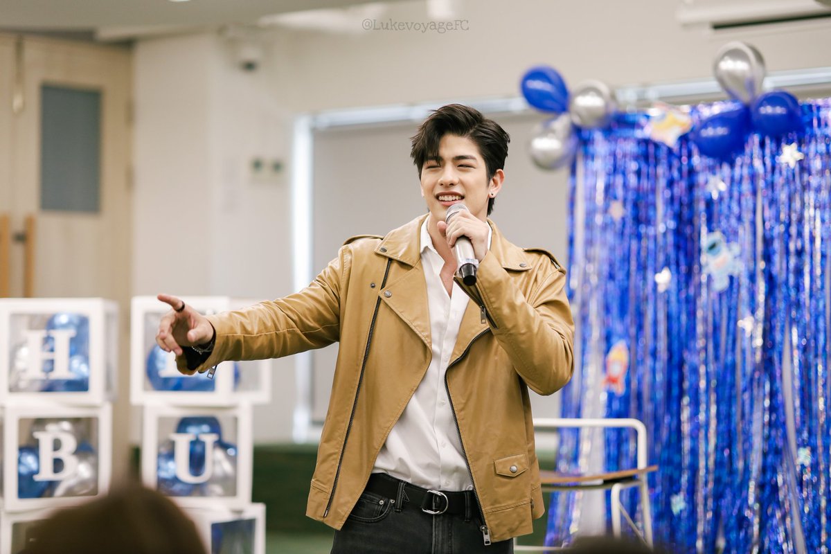 LukevoyageFC's tweet photo. 220911 | #MakeMemorywithLUKE ✨

@thelukevoyage #lukevoyage
#ลุคอิชิคาว่า #lukevoyagethailand
📸 @luke_aroundyou https://t.co/Ec3M7mpoRE