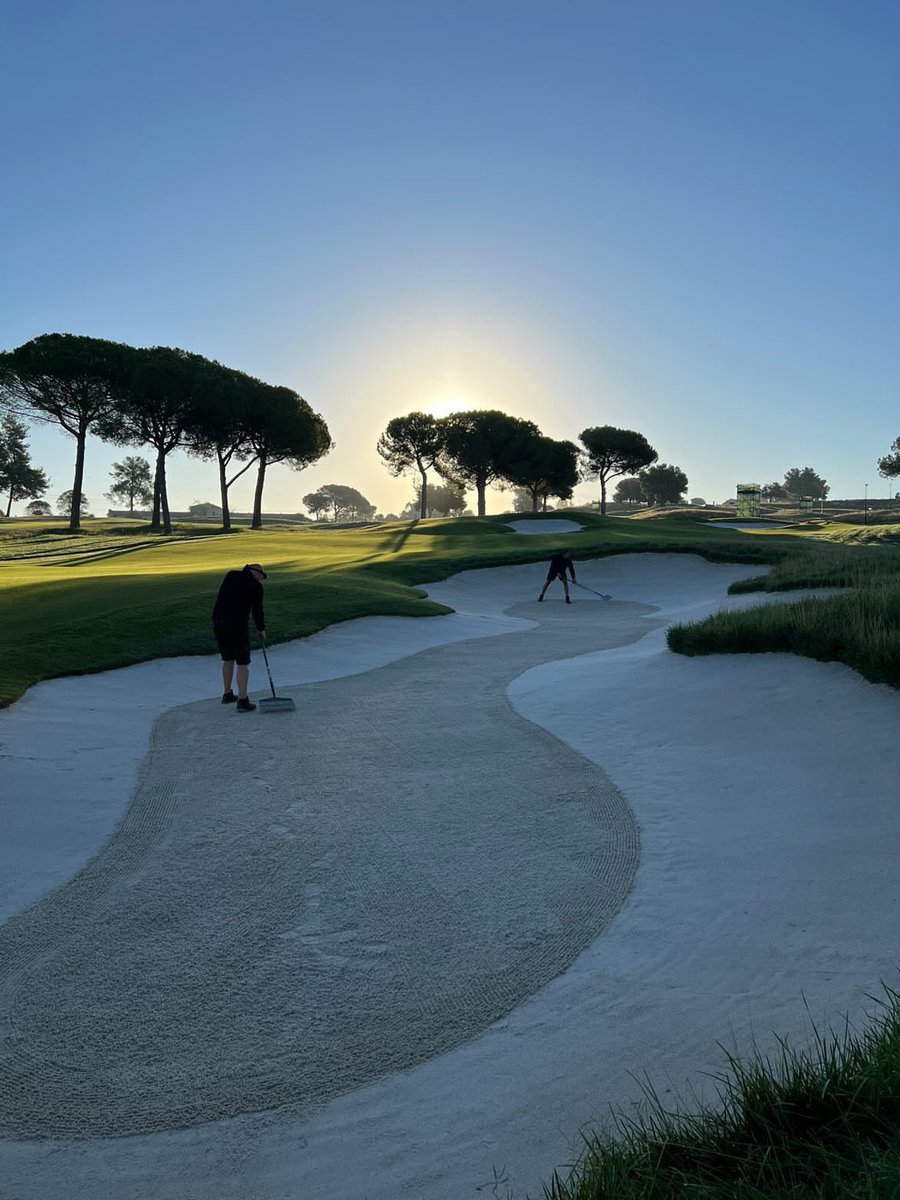 marcosimonegolf's tweet photo. Good Morning from Marco Simone ☀️
📍Hole 6
Ready the for the Rolex Pro Am⛳️
@ItalianOpen @FederGolf 
@lavibiagiotti https://t.co/E3bhhRHfiv