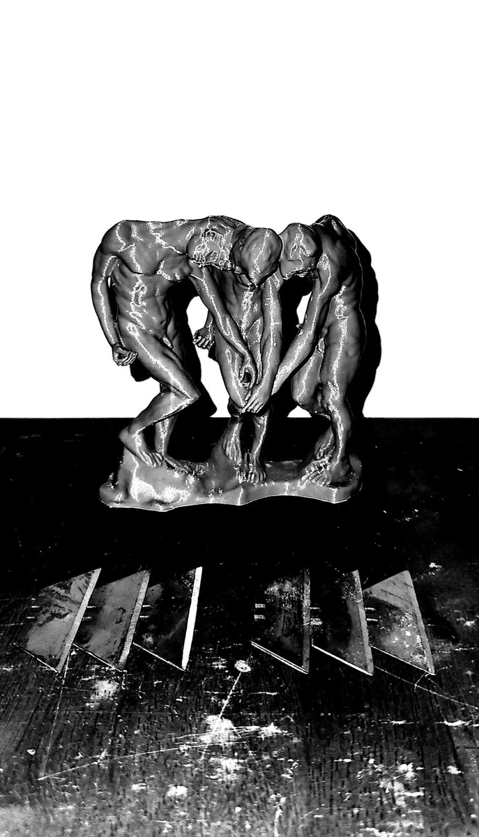 GHOST_ZIP's tweet photo. cubic shadows
suspended stares https://t.co/iDHIy82Rnp