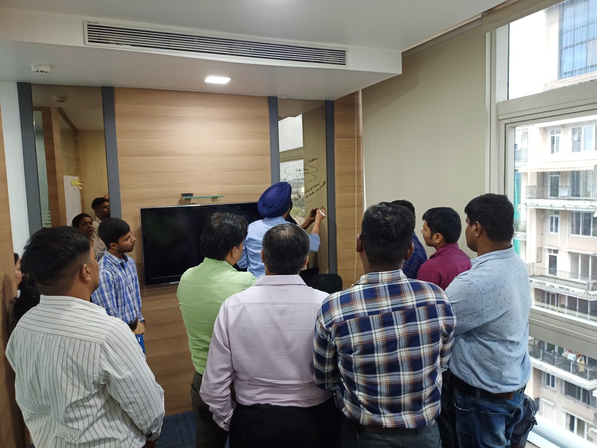 ValvesBdk's tweet photo. @ #BDKValves we strive to do our best when it comes to serving our clients hence, we focus on #LearningandDevelopment We recently had a very educative and thought-provoking #TrainingSession in Mumbai lead by our #Director Shyam Mehta and #COO Charandeep Singh
  #ValveManufacturer https://t.co/RDD4QpOprF