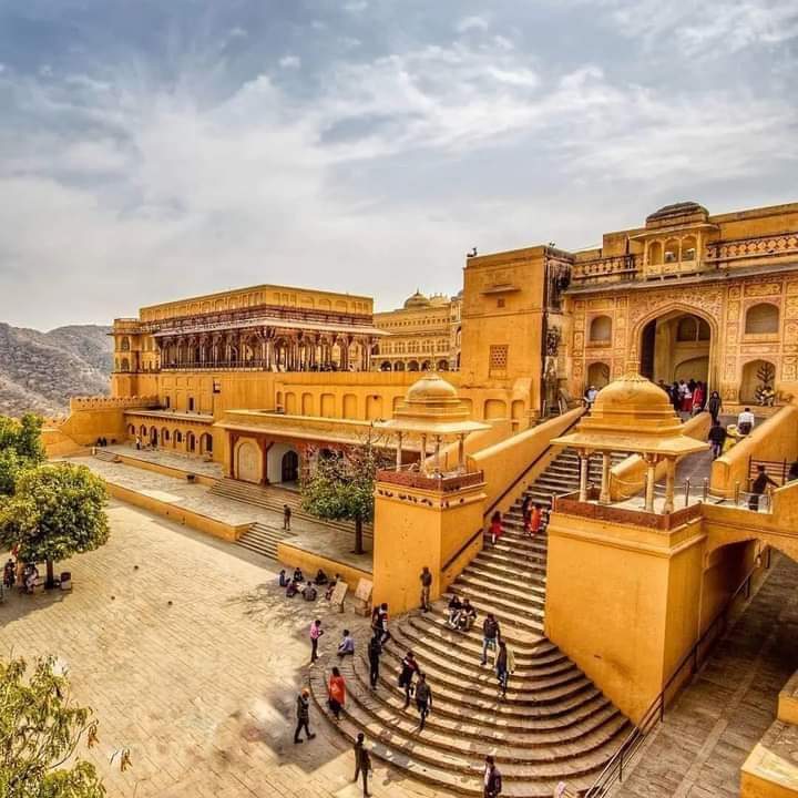 RajsthanCulture's tweet photo. आमेर किला जयपुर
#राजस्थान https://t.co/mQwhCao6za