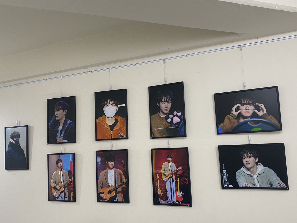 kiananbd's tweet photo. #현상이곁에_현상이옆에
 #하하하_현상생일축_하하하 https://t.co/6pfSKLM2O9