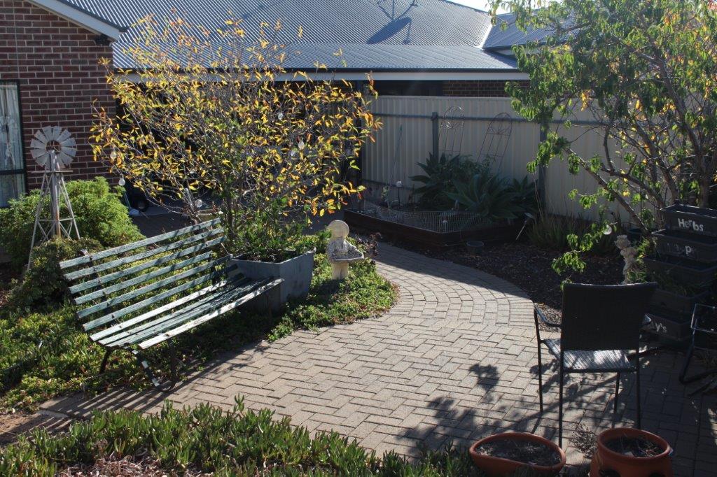 Want your next home sweet home? We have a #NDIS #SIL vacancy in the sought after area of #Campbelltown. This modern, spacious and accessible home has a large open plan kitchen/dining and a stunning backyard. Register your interest today ow.ly/pJm750Kmuuj