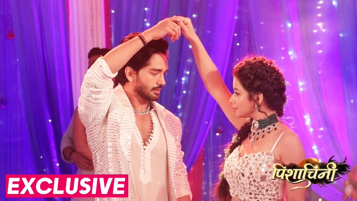 BollySpy's tweet photo. #Pishachini On Location | Rani Aur Rocky Ki SANGEET Ceremony, Romantic Dance 

@harsshrajput #NyraBanerjee #JiyaShankar #HarsshRajput 

Watch Video - https://t.co/pO7TYxaGb4 https://t.co/WV6aNe35gb