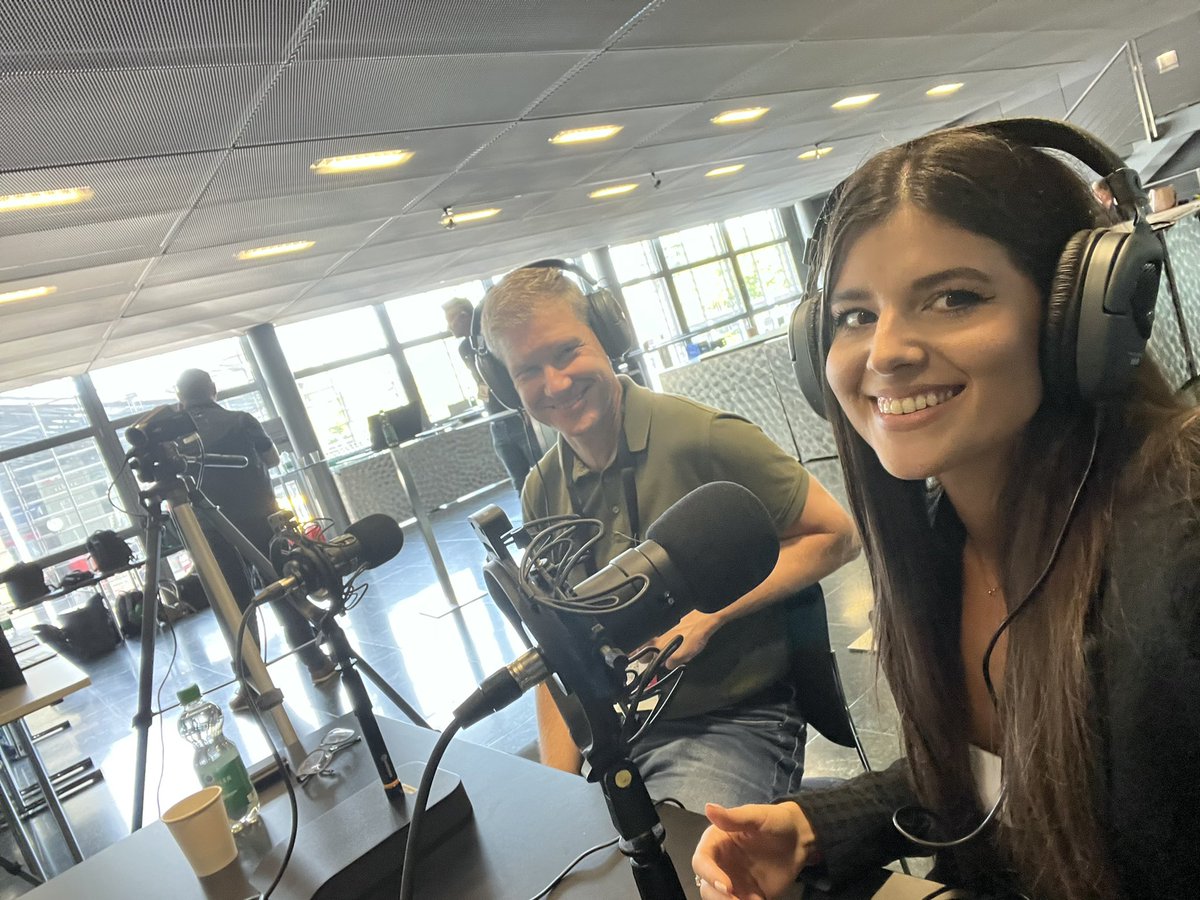 Lady___Lovelace's tweet photo. 🎙@PerLarsen1975 and I had a great time chatting with  @oudendorp about #MicrosoftEndpointmanager at @wpninjasummit The energy at this conference is just so special! 🙌🏼🥷 #wpninja #mempowered #msintune #m365 #windows11 https://t.co/4X2m6Tv0s5