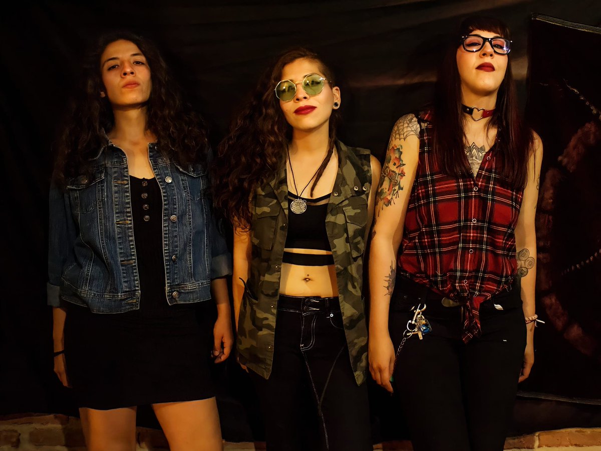 DayetOficial's tweet photo. Nos vemos en Monterrey 14 y 15 de octubre 💜
#guitargirl #drummergirl #bassgirl #cutegirls #musiciangirls #musicgirls #girlpower #band #girlsband #musically #girls #rockgirls #punkgirls #bassworld #bass #basslove #bassplayer #guitarworld #guitargirl #guitarist #guitargirl https://t.co/qV0D7zCGyY