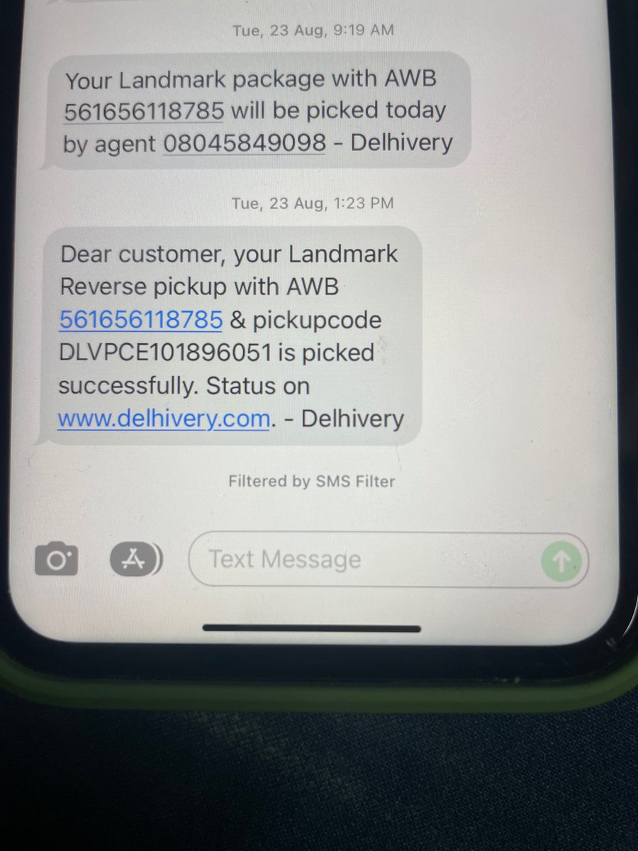 Iwalkwddestiny's tweet photo. Raised complaint on September 5th for refund which is not yet initiated even after several mail and calls to customer care saying they haven’t received the item. Shared screenshots related to pickup and drop.Item was picked up on Aug 23and received at your warehouse on Aug 27 https://t.co/FaETNbZVhD
