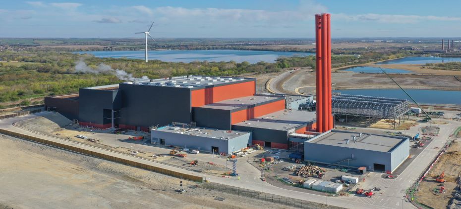 Tom_IFS's tweet photo. Cleantech company Hitachi Zosen Inova selects #IFSCloud to support global #transformation project.

The IFS Cloud solution will provide full support for constructing, operating, and maintaining #sustainable energy plants. 
 
Read the full release here:
https://t.co/pNk58OIEXR https://t.co/HHmZM6pc6L