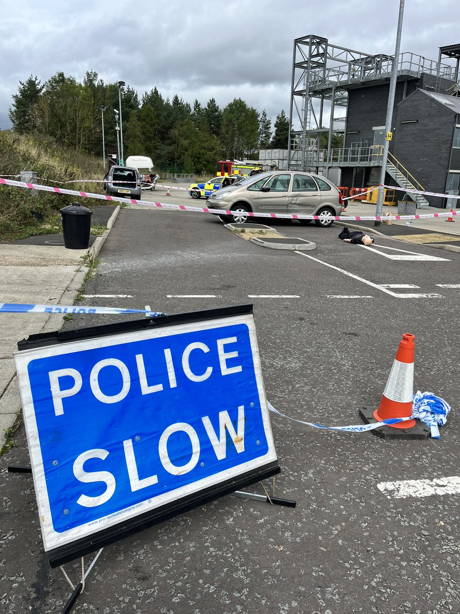 phemcc's tweet photo. Week 2 started with lots of multidisciplinary working with Fire and Rescue @CDDFRS  and @Cumbriapolice @CumbriaRoadsPol in all kinds of different medical + trauma situations. https://t.co/mcXvHaUq6S