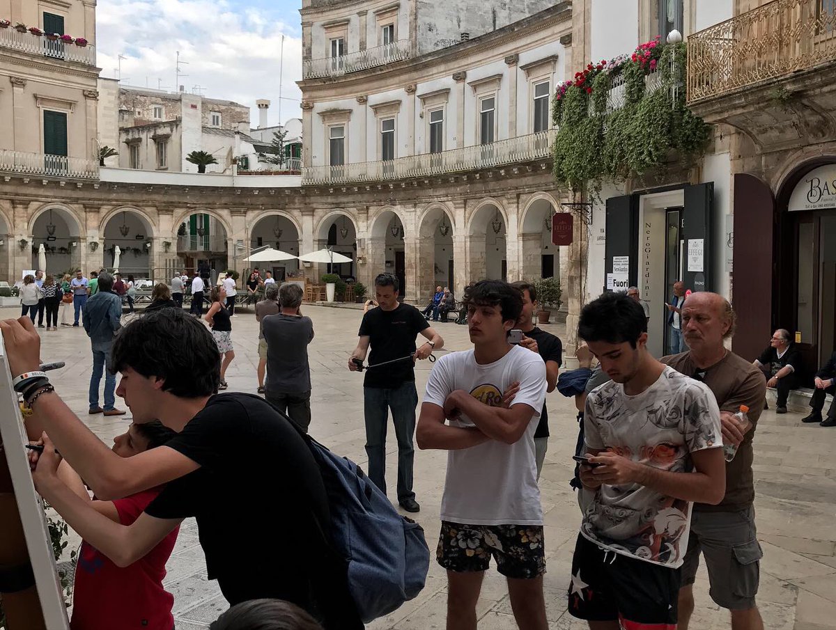 ProjectTupac's tweet photo. In honor of Tupac! Project Tupac doing my part to keep Tupac’s Lyrical Messages Alive! Martina Franca, Italy Project Tupac Art Exhibition! #Tupac #Projecttupac #2Pac https://t.co/Z2QGUNDemt