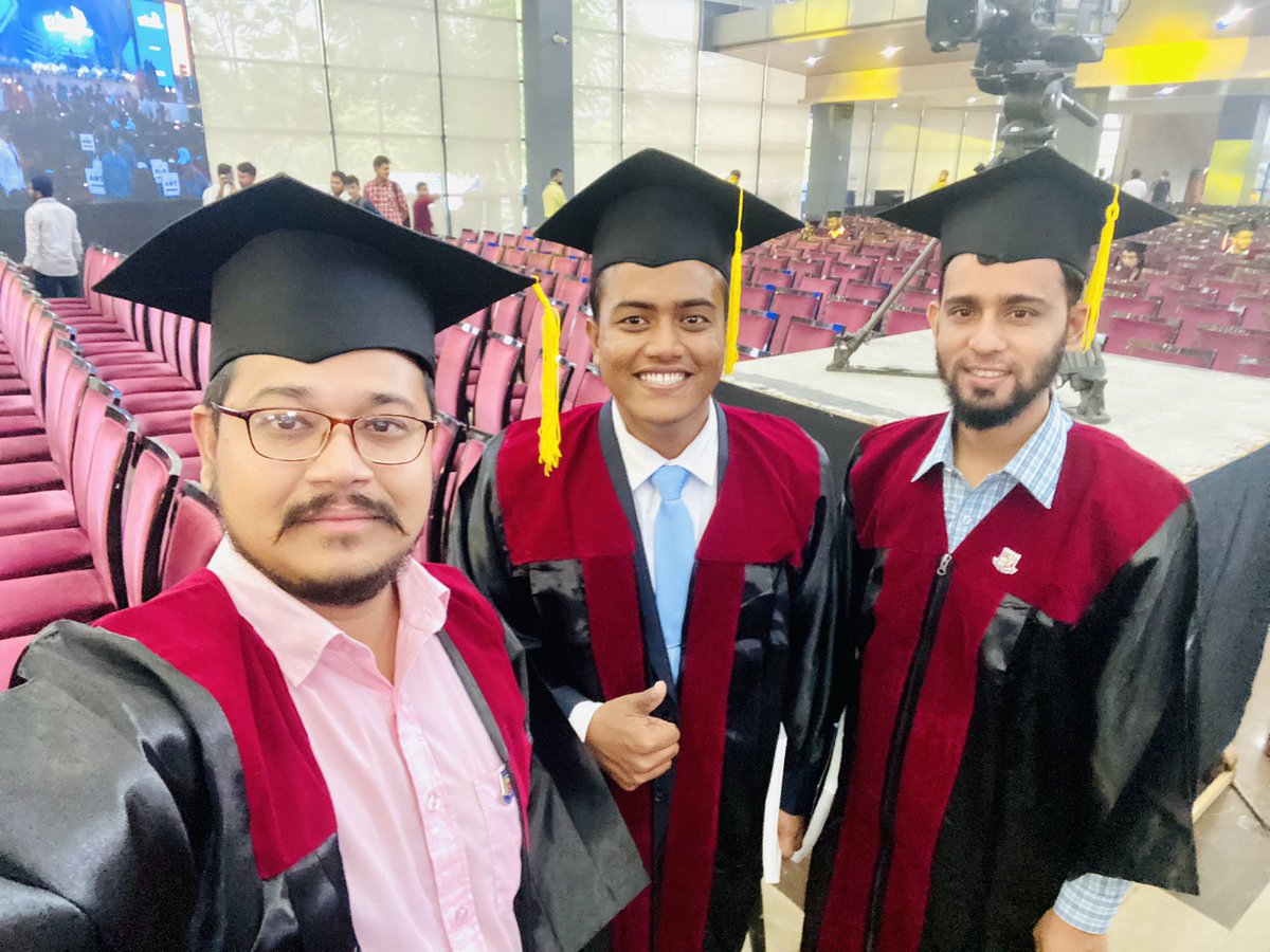 thtsikder's tweet photo. Attended first Convocation of #BUFT, A proud moment ever to celebrate with friends and parents ! A day to remember for life time !
#Undergradmemories
#Friends #Fun https://t.co/MSL3R6VGqR