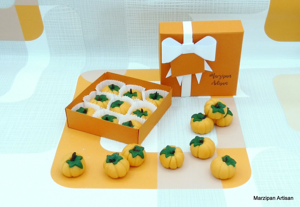marzipanartisan's tweet photo. Order now for Halloween !!!!
Marzipan Pumpkins Box Of 9 Fall Autumn Halloween Favour Cake Topper Gift https://t.co/R60Nco6BcR #orange #birthday #green #allhallowseve #marzipanpumpkins #halloweencandy #marzipanveg #autumnwedding #fallcandy https://t.co/8TNn9h8kji