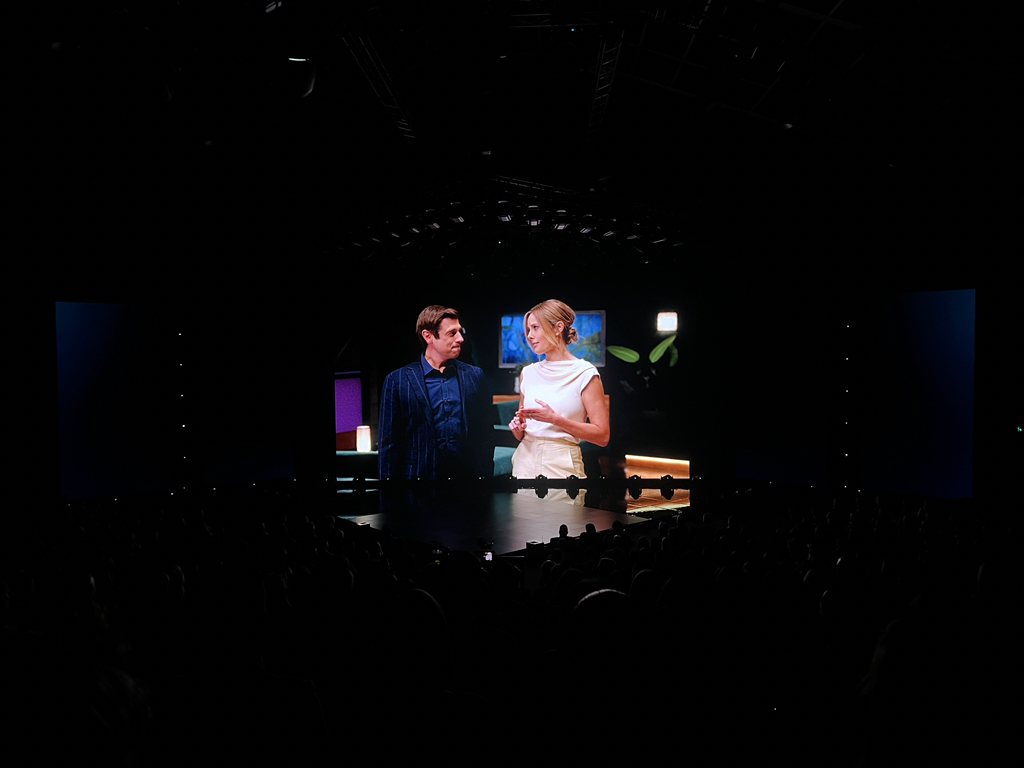 SteveMolk's tweet photo. 12 new parenting styles judged and scruitinized on PARENTAL GUIDANCE S02. #9Upfront https://t.co/kYtKrCYb1E