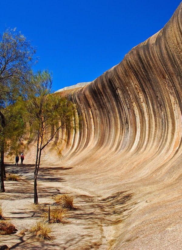 John300470's tweet photo. Wave Rock in Australia 🇦🇺 https://t.co/zfZUDj95e1