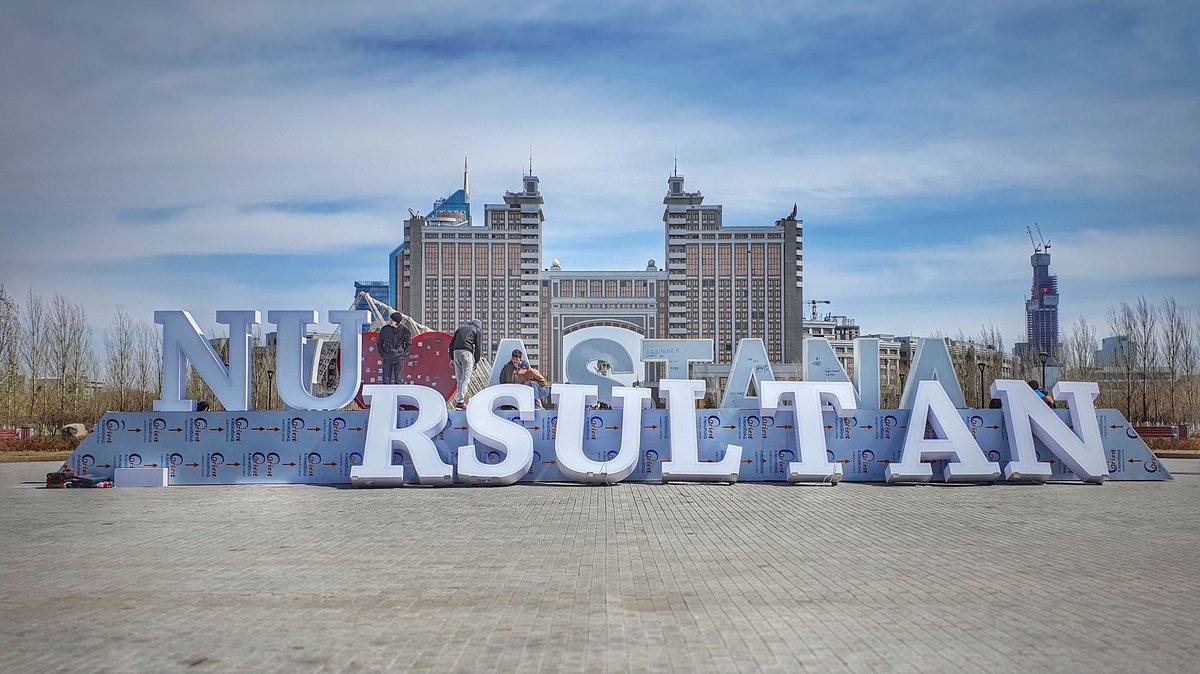 A quanto pare, una foto che vale due volte (#throwback 2019).

#Nursultán #Astana #Kazakhstan #Kazakistan