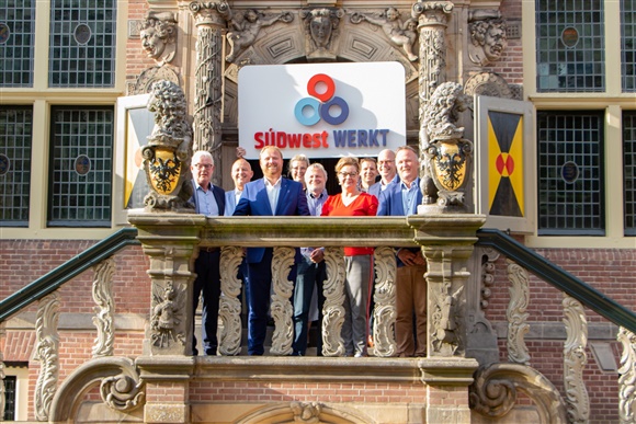 Ondernemend Friesland (@of_nl) on Twitter photo ✍️ Convenant #SúdwestWerkt ondertekend door overheid, onderwijs en ondernemers <a href="/SWFryslan/">Gemeente Súdwest-Fryslân</a>
of.nl/nieuws/convena… ✍️ Convenant #SúdwestWerkt ondertekend door overheid, onderwijs en ondernemers <a href="/SWFryslan/">Gemeente Súdwest-Fryslân</a>
of.nl/nieuws/convena…