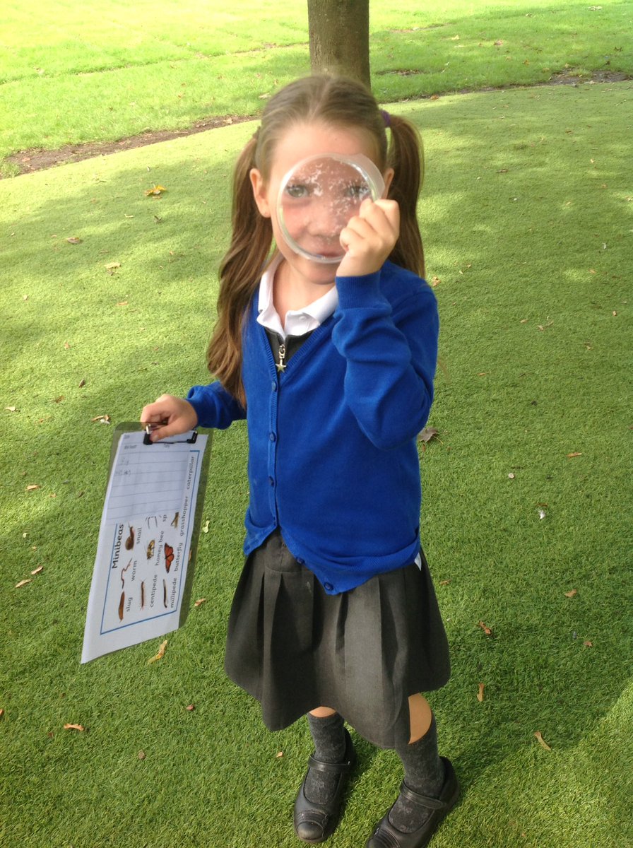 MissMcLeodAPS's tweet photo. @ArdenPrimary Year 2 had a great time searching for mini beasts! https://t.co/4oruk1JMzR