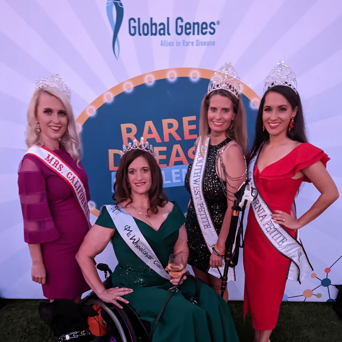 BarbyIngle's tweet photo. Day 2 @globalgenes was excitement and learning. #IAmRare #careaboutrare🎗 #GGsummit2022
#RareStar #RareDisease #hcldr
@EMoriartyWade @KenRayTaylor and more https://t.co/F3uQpFG1bu