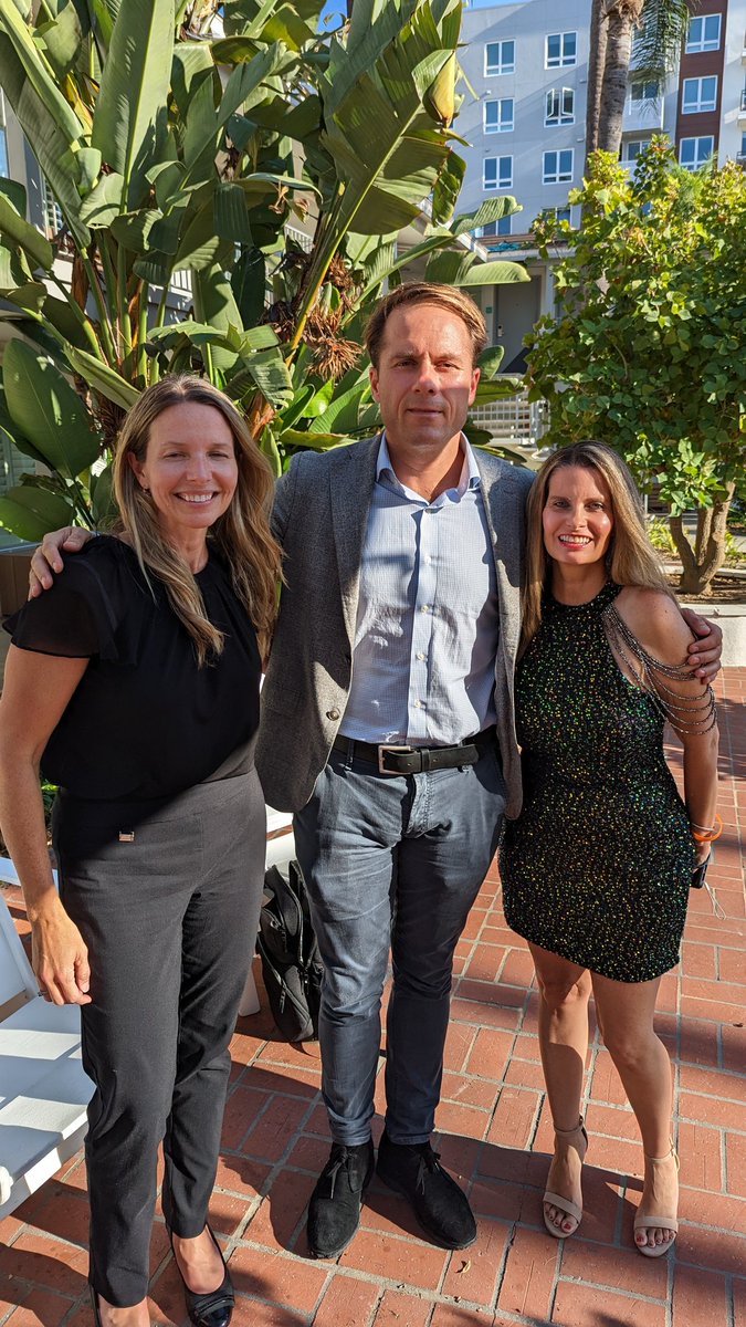 BarbyIngle's tweet photo. Day 2 @globalgenes was excitement and learning. #IAmRare #careaboutrare🎗 #GGsummit2022
#RareStar #RareDisease #hcldr
@EMoriartyWade @KenRayTaylor and more https://t.co/F3uQpFG1bu