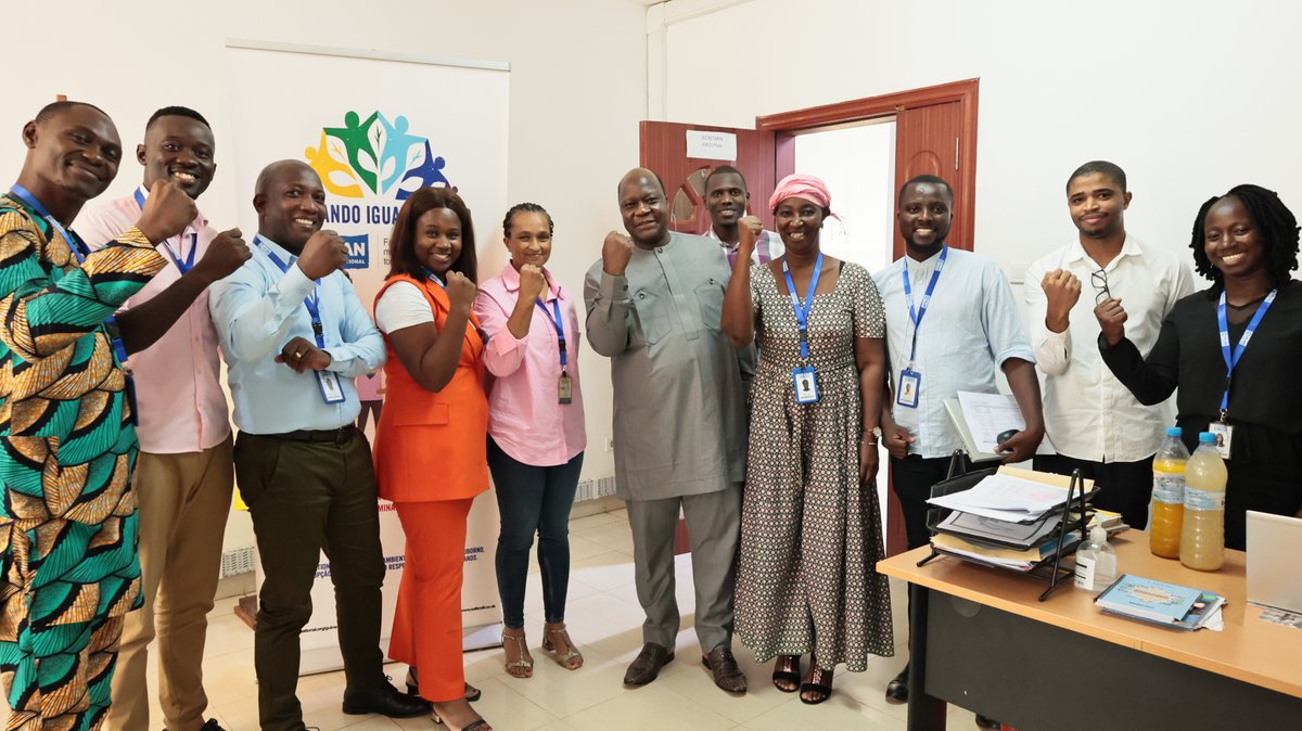 PlanGnb's tweet photo. Two high-level Plan International representatives in Africa visiting Guinea Bissau. Mr. Rotimy DJOSSAYA and of Mr. Bell'Aube Houinato, want to join forces so that Plan International Guinea Bissau can do more for communities, children and girls. #plangnb #meninaspelaigualdade https://t.co/ODw3CYRUne