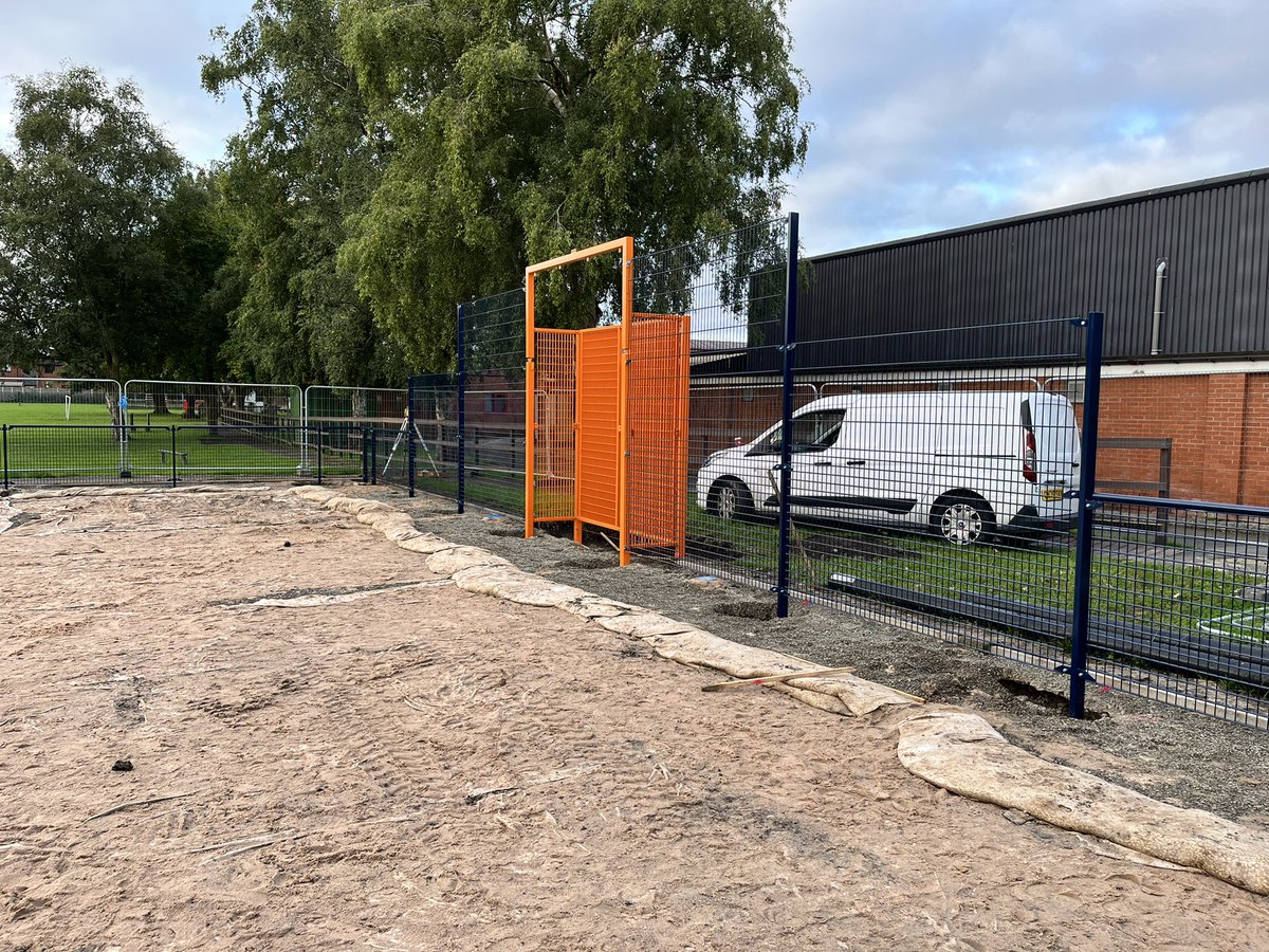 St Chris Wrexham tweet media