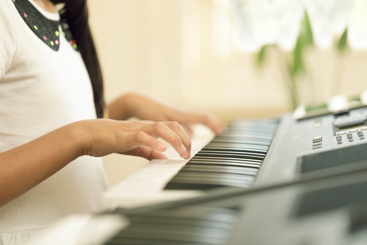 Good morning and a happy Wednesday.  We have further keyboard tasters running this evening and pleased to confirm that our new Junior Play for Keeps Keyboard class will be starting next Wednesday. Enrol quickly to guarantee your place! #wednesday #musicschool #keyboard