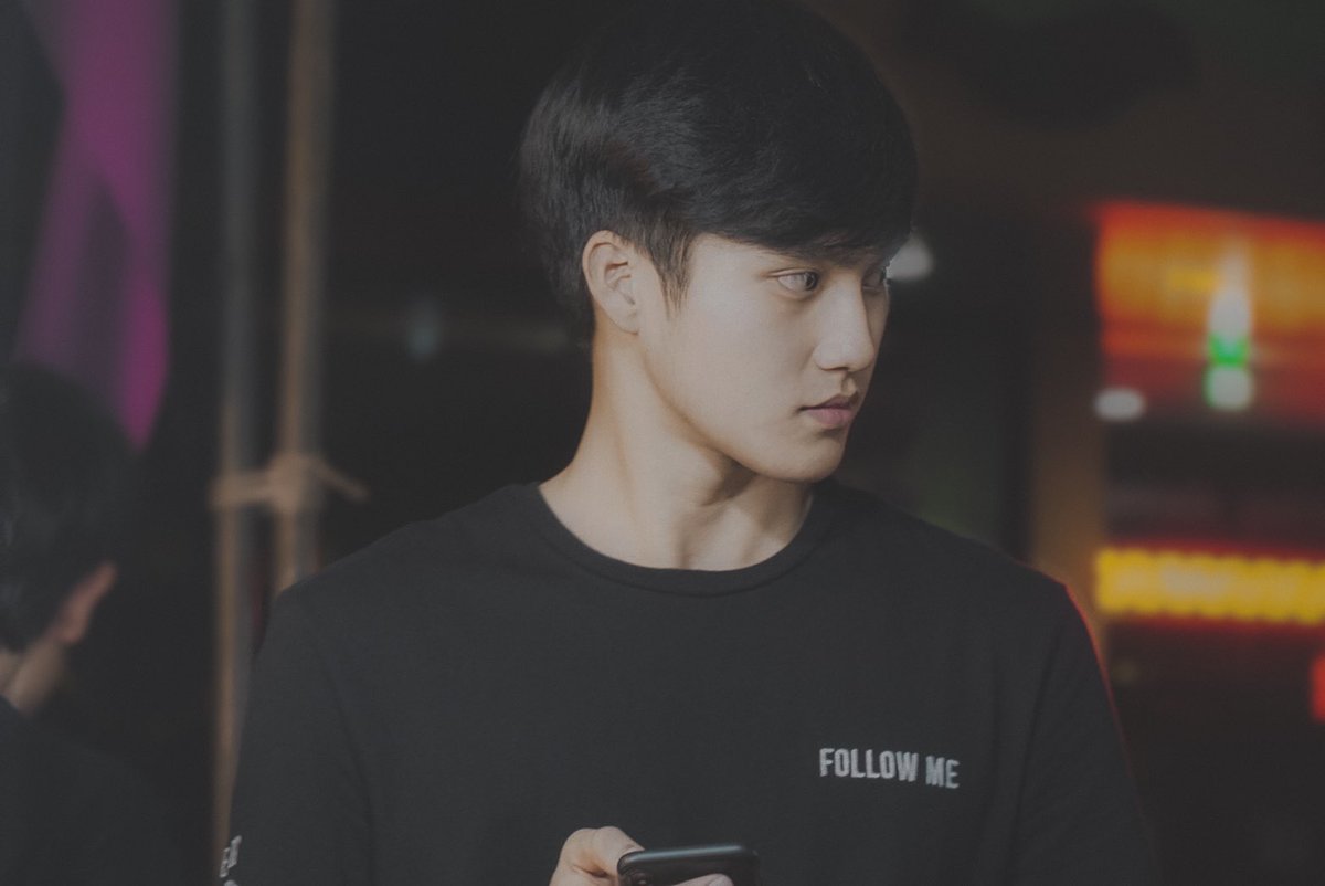 นานแล้วที่ไม่ได้เจอเธอคิดถึงกันหรือเปล่า
นานแล้วที่ไม่ได้เจอเธอคิดถึงกันบ้างไหม ✨💖

#tmr_first