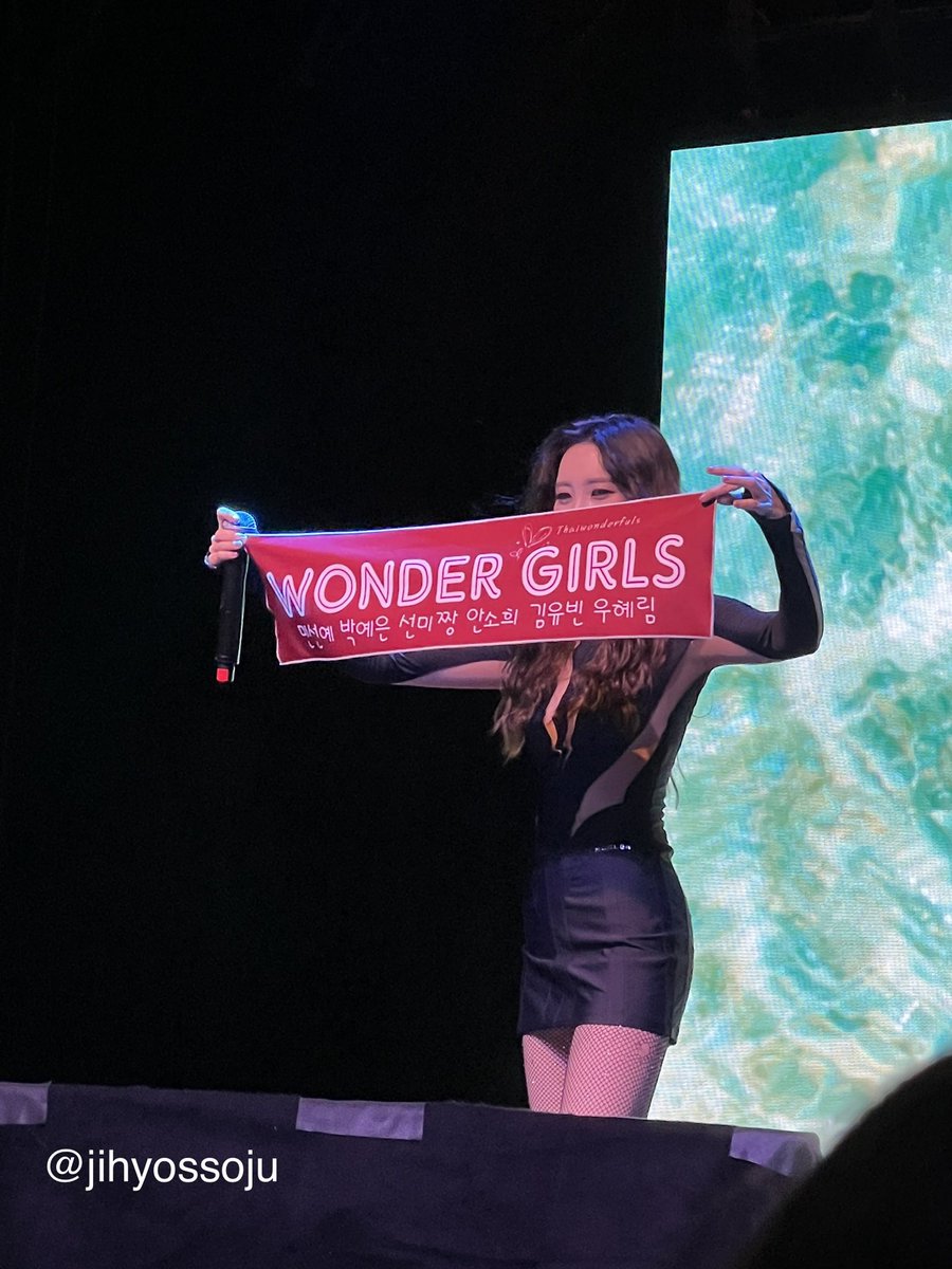 jihyossoju's tweet photo. thank you for making tonight a dream💫❤️🔥@miyaohyeah
#SUNMI_TOUR_GOODGIRLGONEMAD #GOODGIRLGONEMAD #SunmiinSF #Sunmi https://t.co/2OG2xZcfXM