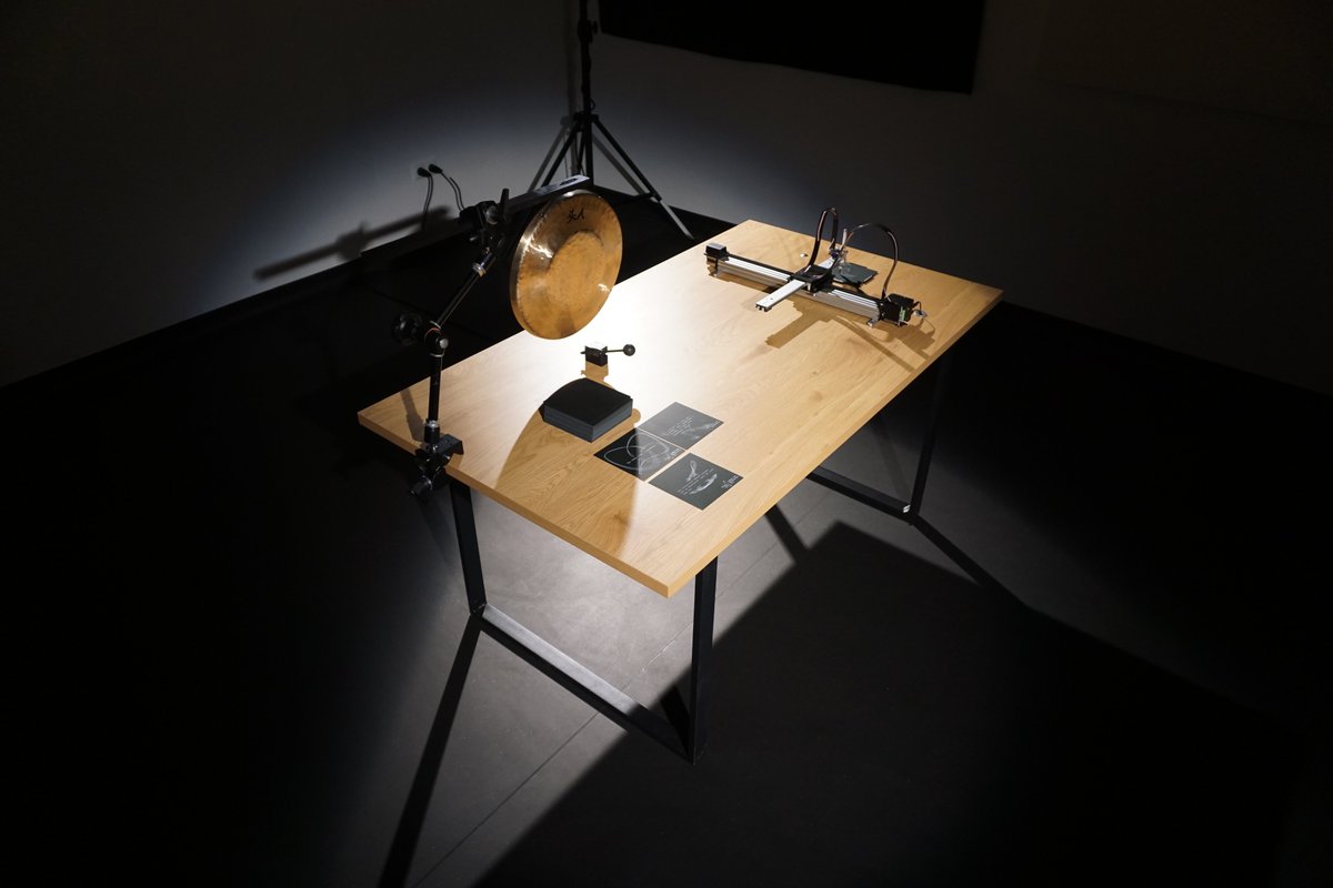 Future Meme Device binaura.net/future-meme-de… will be exhibited at <a href="/ludwigmuseum/">Ludwig Múzeum</a>

The current version speaks two languages, got a redesigned environment with a #kinetic, typographic projection on the wall. ludwigmuseum.hu/en/exhibition/…

#generative #art #creativecoding #ai