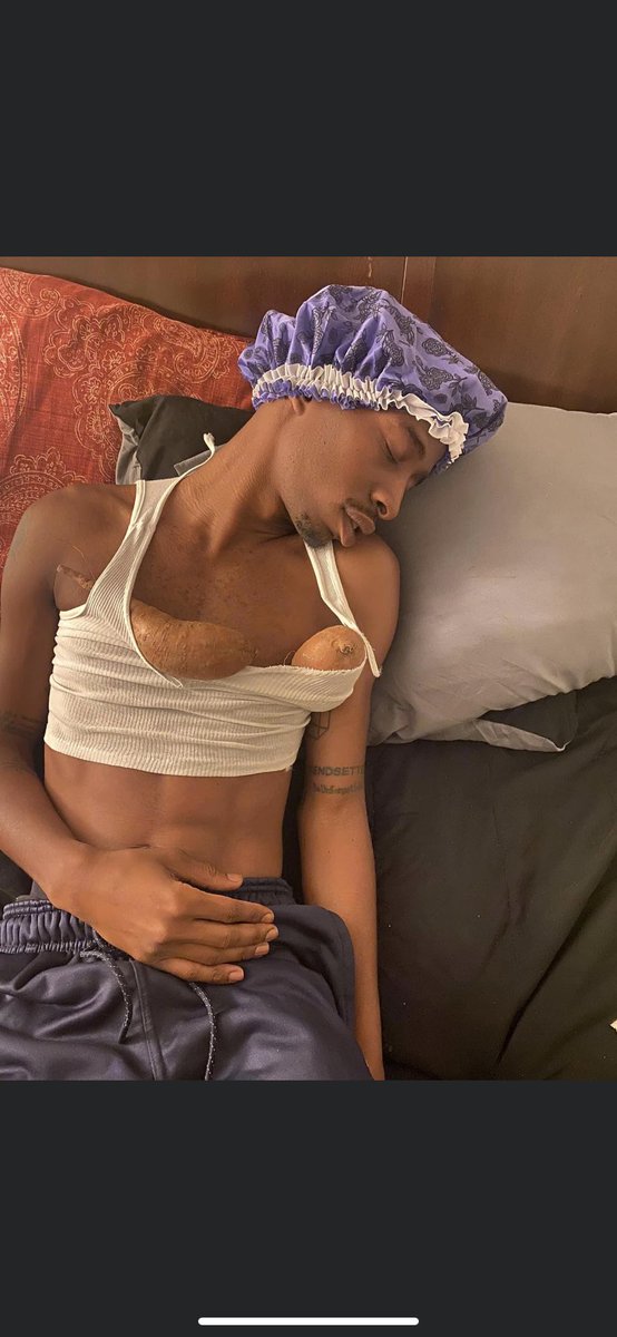 ADCPUNCH's tweet photo. How Females sleep without a bra 🫠
#love #Trending #women #FYP https://t.co/O3q1w2Kdm8