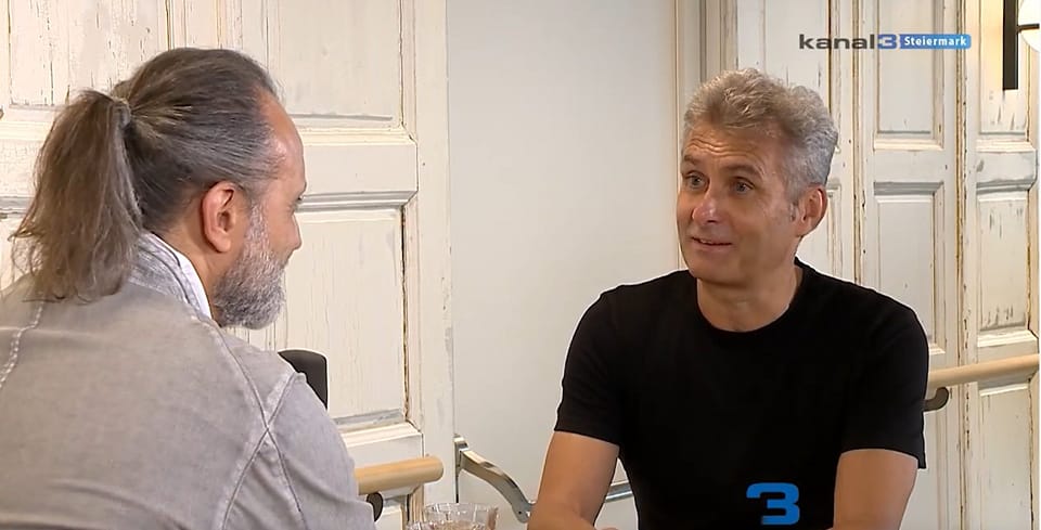 👉youtu.be/eHa2ztSckO8👈
<a href="/arbeitplusStmk/">arbeit plus Steiermark</a> Obmann Gerd Kronheim plaudert mit <a href="/gregorwithalm/">Dr. Gregor Withalm</a> über soziale Arbeit in der Steiermark, warum soziales Engagement für ihn nicht nur ein Schlagwort ist und wie man mit Laufen Gutes bewirken kann. #sozialearbeit #sbnr22 #socialbusiness