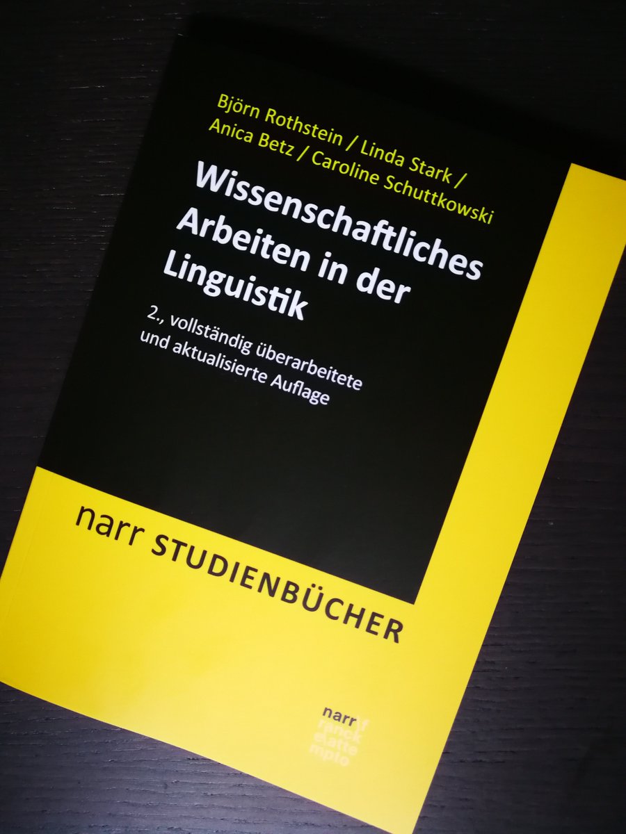 Uns hat ein neues #Rezensionsexemplar erreicht: 

"Wissenschaftliches Arbeiten in der #Linguistik" (2. Aufl.) von B. Rothstein/L. Stark/A. Betz/C. Schuttkowski

Bei Interesse einfach melden :) 
jfml.org/reviews

#rezension #reviews #medienlinguistik #medialinguistics