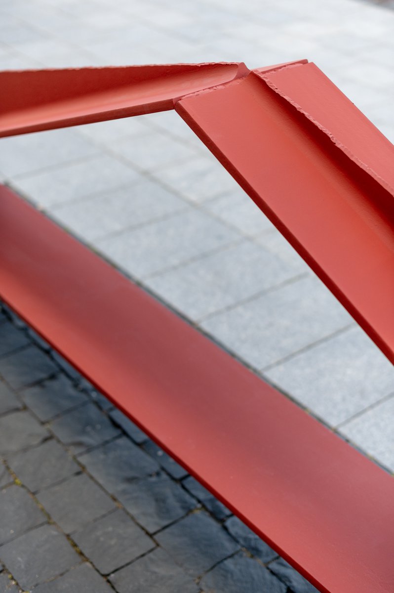 Av17Gallery's tweet photo. Rimantas Milkintas, FrontON, 2022
Industrial steel beams.
Can be seen all the month on the Vilnius Town Hall facade!
#minimalism #RimantasMilkintas #contemporaryart #av17gallery #Vilnius #Lithuania https://t.co/BrNebgHuva