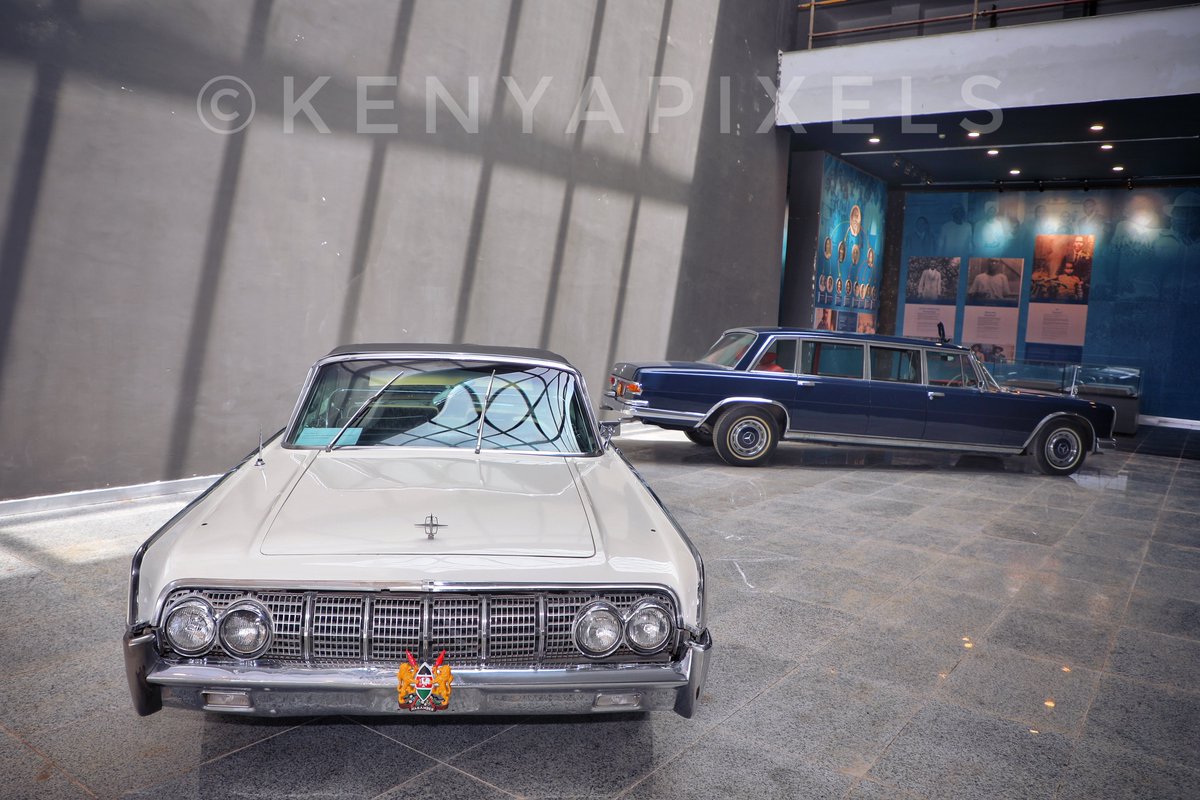 SirKevinKE's tweet photo. Some shoot I did of the First President Mzee Jomo Kenyatta cars. A Mercedes 300 SE Saloon which was his main limousine and the Lincoln Continental Convertible which was used during the country’s first Madaraka day celebration. The cars are displayed at the Mashujaa Museum. https://t.co/ktNqlOVMHI