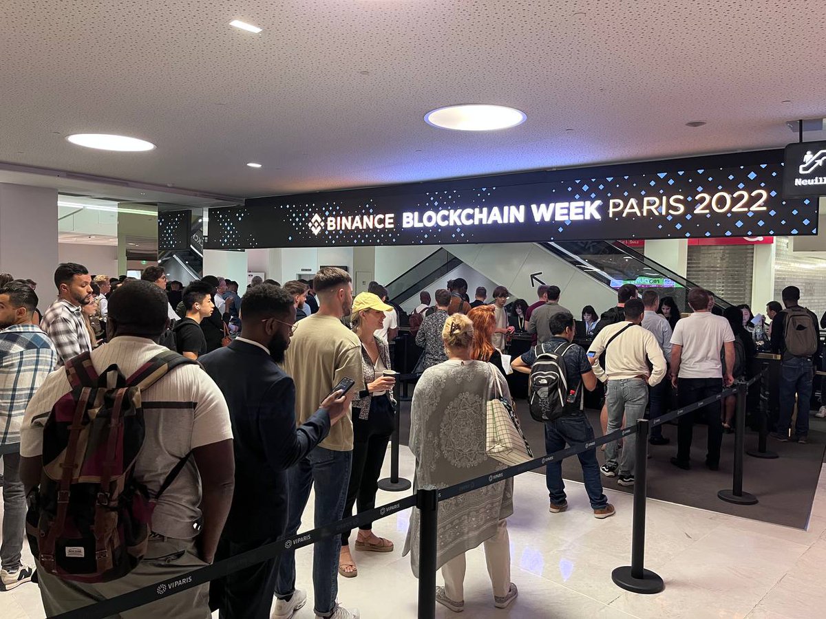 binance's tweet photo. #BinanceBlockchainWeek is one hour away⏰

Attendees have started to arrive at Palais des Congrès de Paris. https://t.co/mkVv0firmM