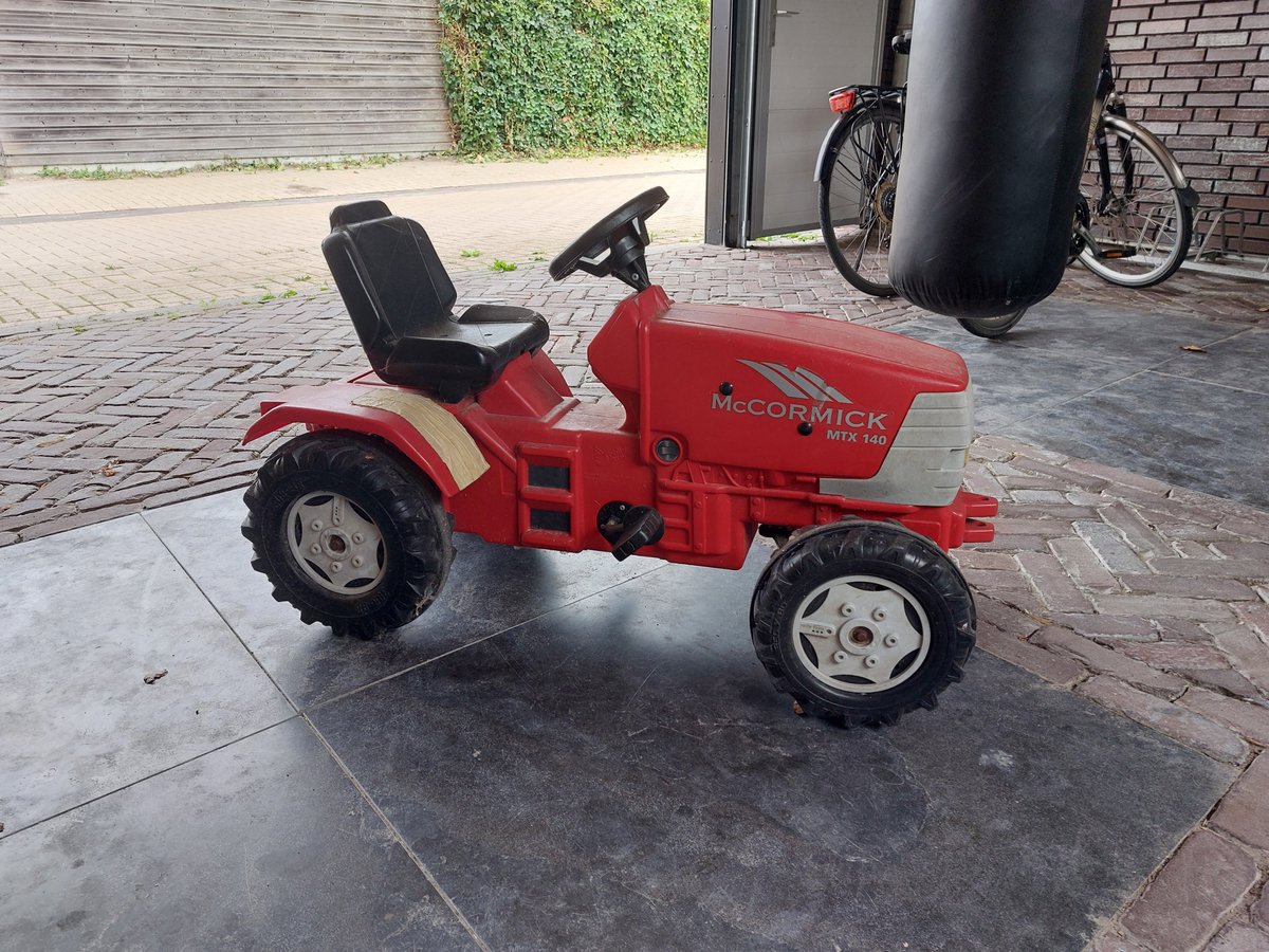 Martine Rake tweet media