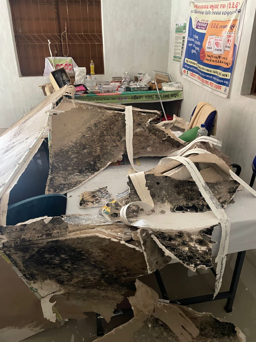 c_golapokhari's tweet photo. This is golapokhari HWC , the build quality of HWC is very poor, so this was happen today @9:00 am .@nabadasjsg @nhmodisha @HFWOdisha @ArgusNews_in @Naveen_Odisha @IPR_Odisha @otvnews https://t.co/ihJ7luqO2l