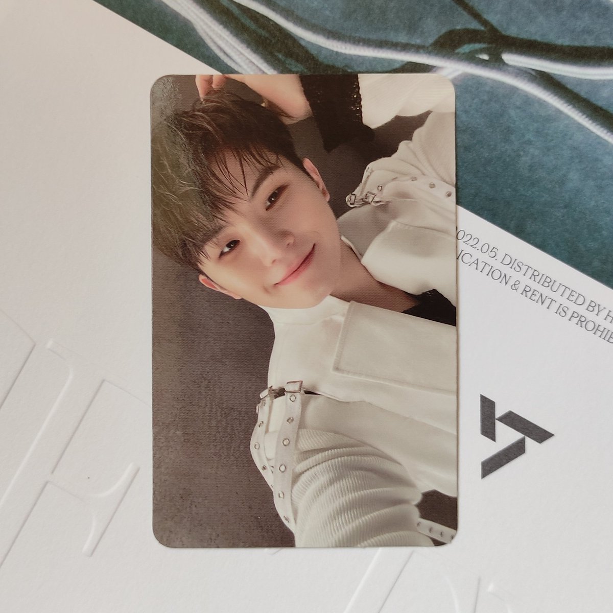 simonbuds's tweet photo. WTS LFB PH | HELP RT‼️
#simonselling

Hoshi &amp; Woozi shadow 

☞ 300 php
☞ strictly selling as set
☞ onhand
☞ check carrd and notion before claiming: https://t.co/8tlTe6EAut
☞condi: https://t.co/lEBgFCFcaQ https://t.co/qp2oigRm8W