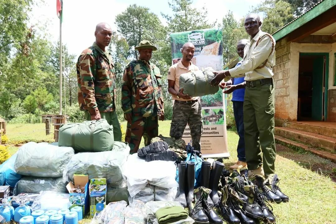 RhinoArk's tweet photo. With funding support from Save The Rhinos and ForRangers, Rhino Ark has procured forest hiking gear and camping equipment for 15 rangers in the South-Western Mau Forest Reserve.
#SupportRhinoArk #RhinoArk #SaveTheRhinos #ForRangers #SupportConservation #RhinoArkPartnerships https://t.co/AxC7hNAqwk