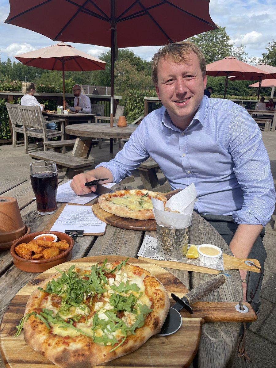 Yearly review and final 1 to 1 with our Josh before the big transfer to U3. Best of luck Josh, you will certainly be missed at Q4🥲💚