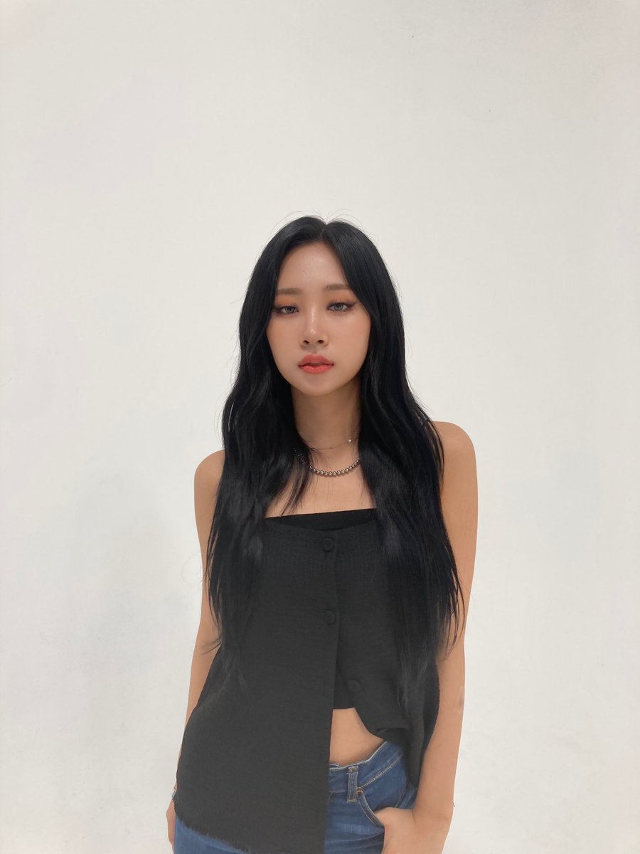 ploryluv's tweet photo. DAMN HELLO???!?!?!?!?!?! https://t.co/NXT1KC2ZLv