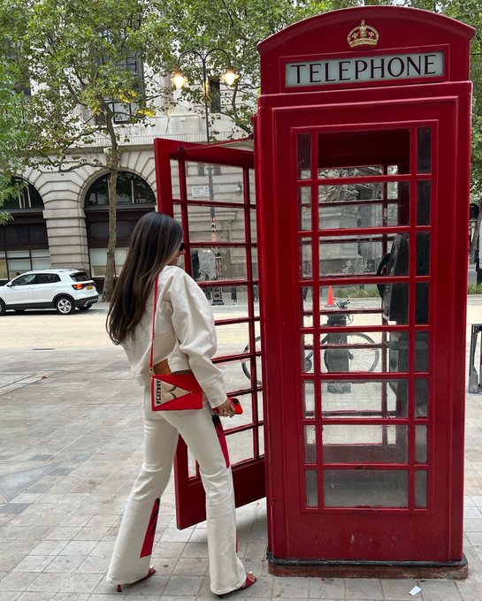 Let me take you down, cause I&rsquo;m going to&hellip;&hellip; 🍓❤️&zwj;🔥 https://t.co/eXDRMj1b4U<a href="/tag/teamcanelo"class="tags"><span>#teamcanelo</span></a><a href="/tag/caneloggg"class="tags"><span>#caneloggg</span></a>