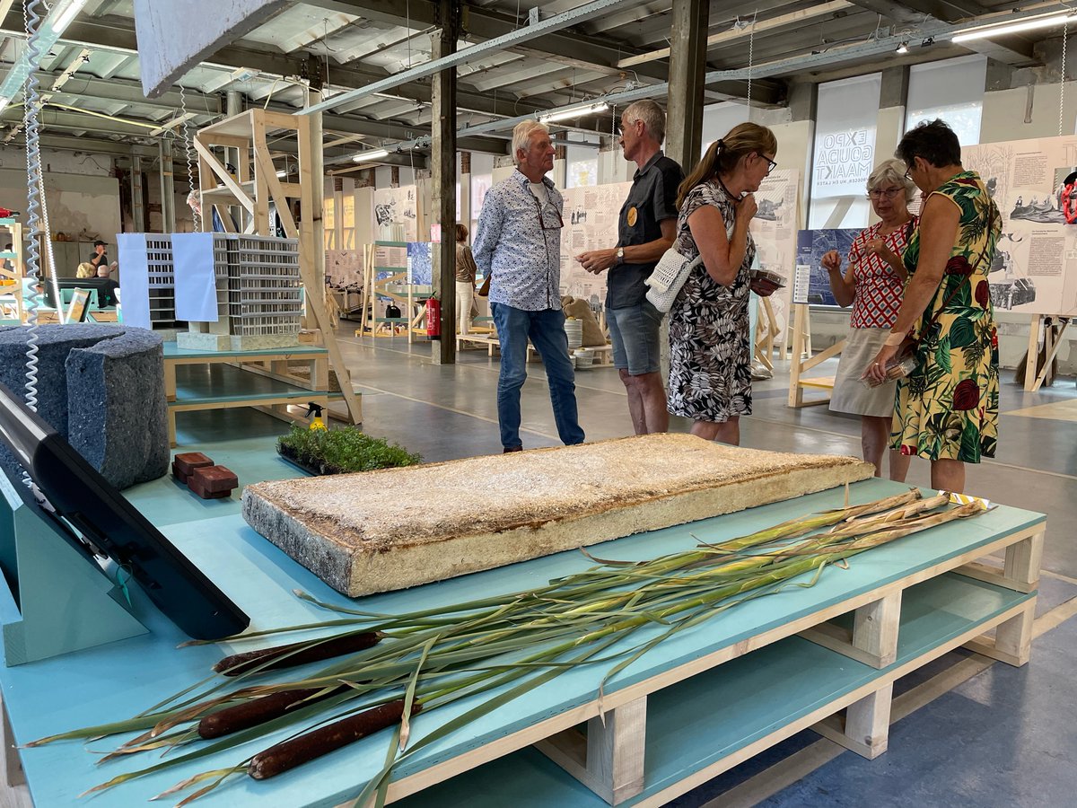 EXPOGOUDAMAAKT's tweet photo. Bouwen met mycelium, lisdodde en/of hennep. Mooie duurzame innovaties in het vakgebied Bouw. Nog deze en volgende week te zien bij #expogoudamaakt @gouda750jaar 
 #geefgoudadoor #gouda #gouda750 #25septemberlaatstedag https://t.co/gV17taPxNJ