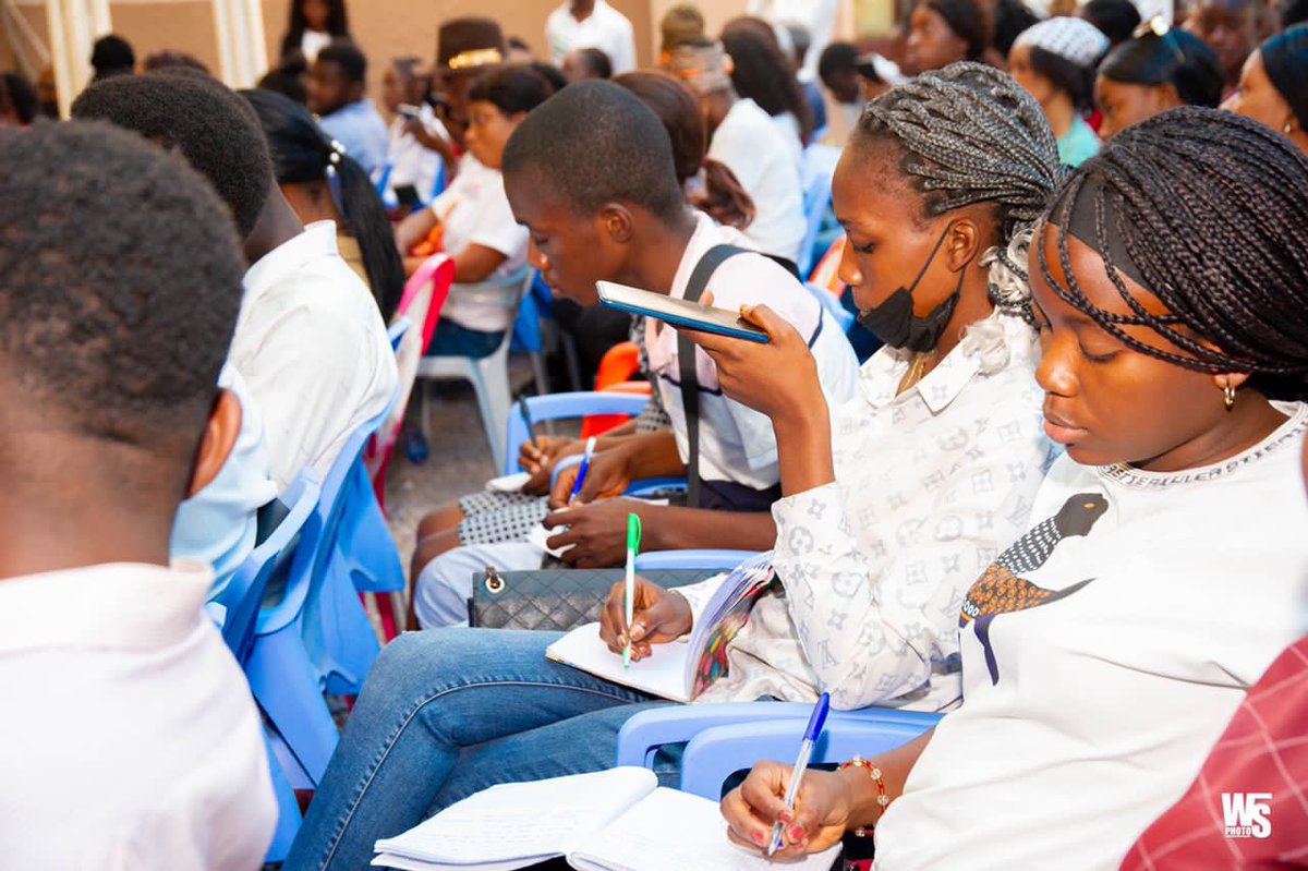 OngLfm's tweet photo. Merci aux étudiants de l’IFASIC pour la considération, ainsi que nos invités.
@colette_tshomba @Wwiva1 https://t.co/DpUTF8u3c7