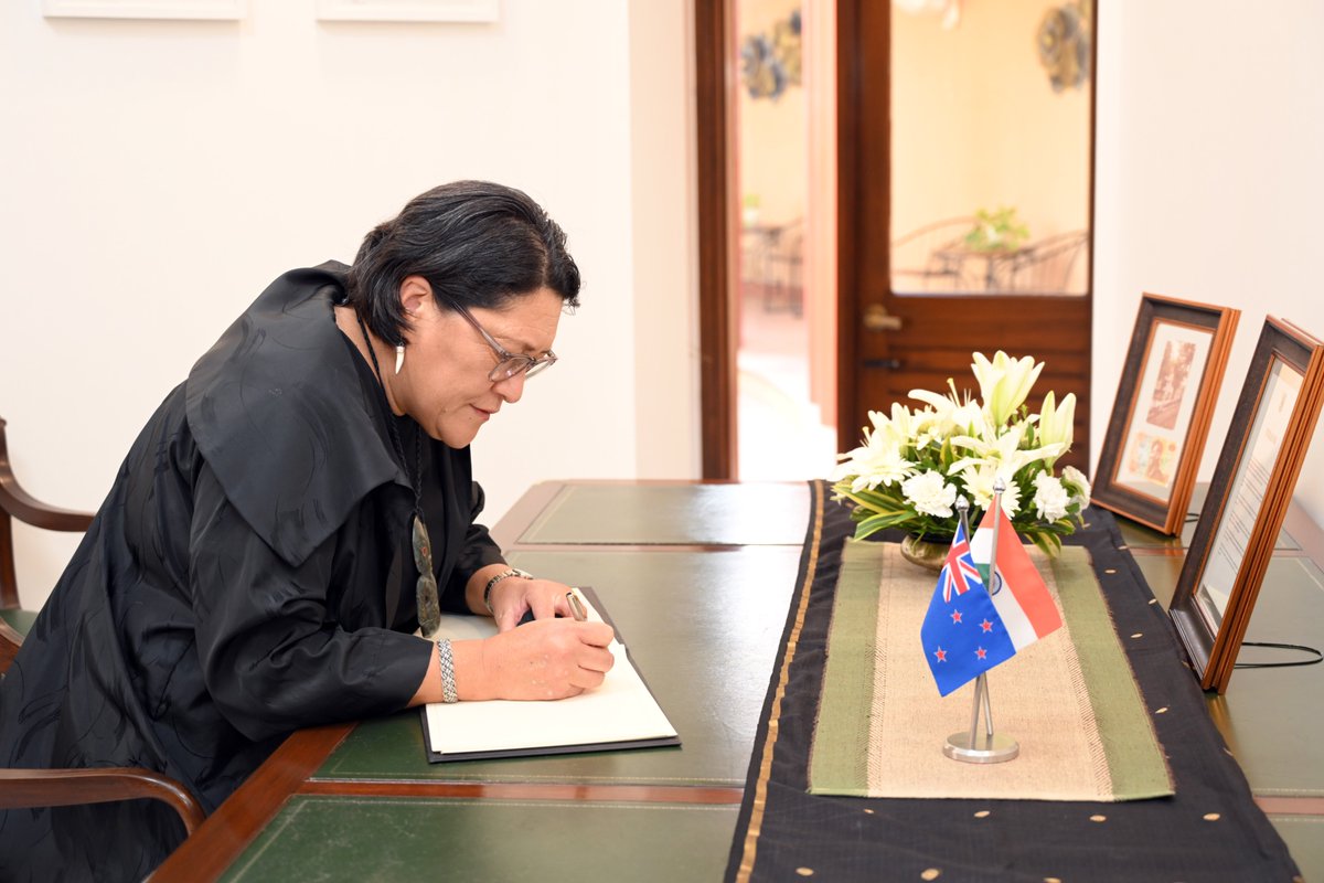 Minister Hon. Meka Whaitiri signed the Condolence Book to honour the passing of Her Majesty Queen Elizabeth II. The Condolence Book will be available at the High Commission for signing for those who wish to leave a message. The timings are Mon-Fri, 10am - 1pm, until 26 Sept.