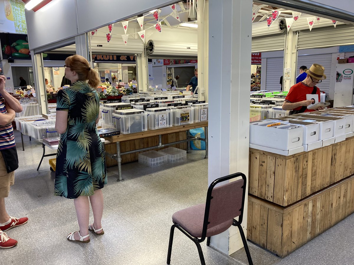 The Sheffield Moor Market Record Fair returns this coming Saturday: 17.09.22.  All genres of music covered.  Open: 9am-4pm. 77, the moor, Sheffield, S1 5PF.